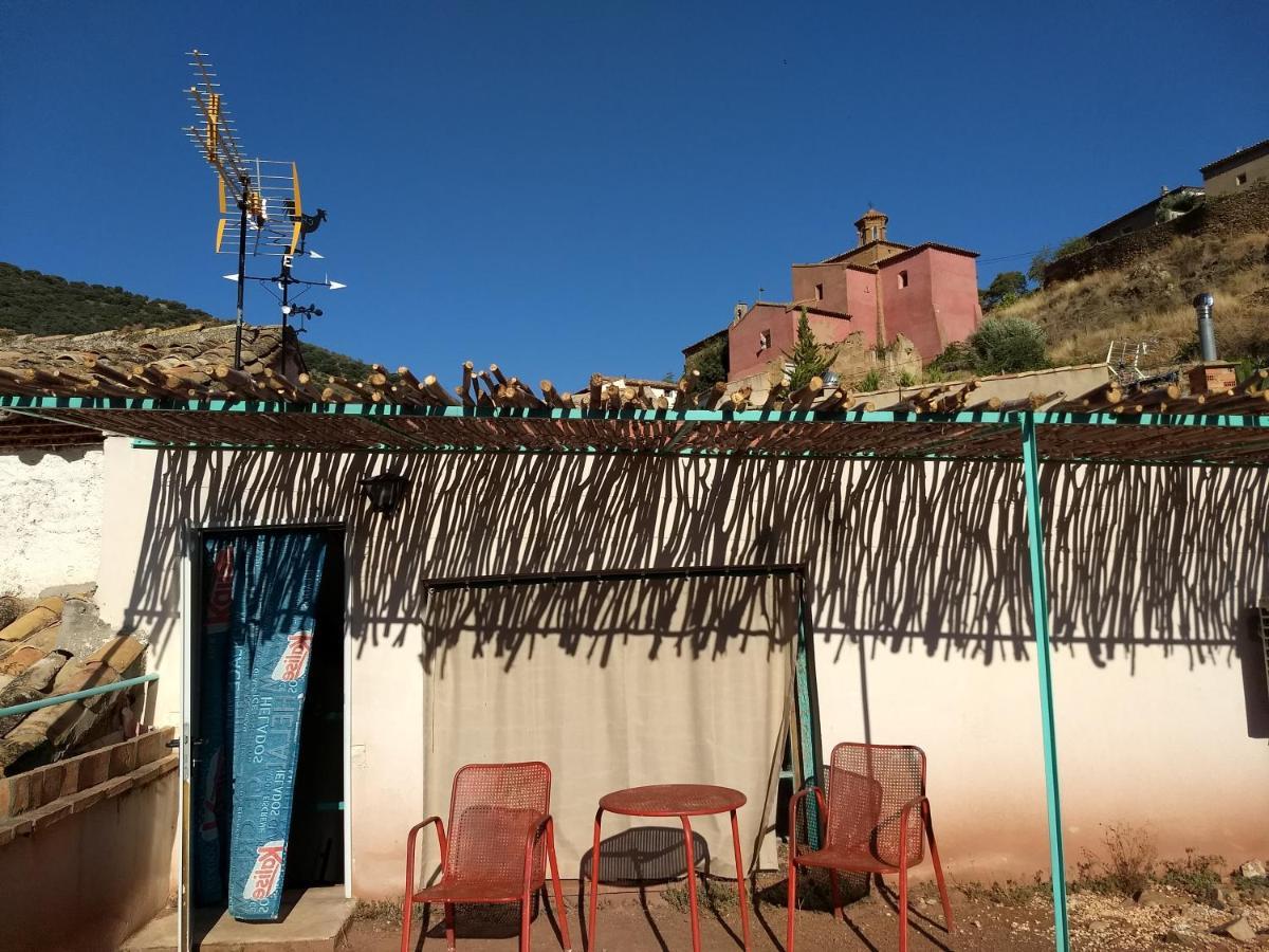 El Retiro de Isabel Hostal Embid de la Ribera Exterior foto