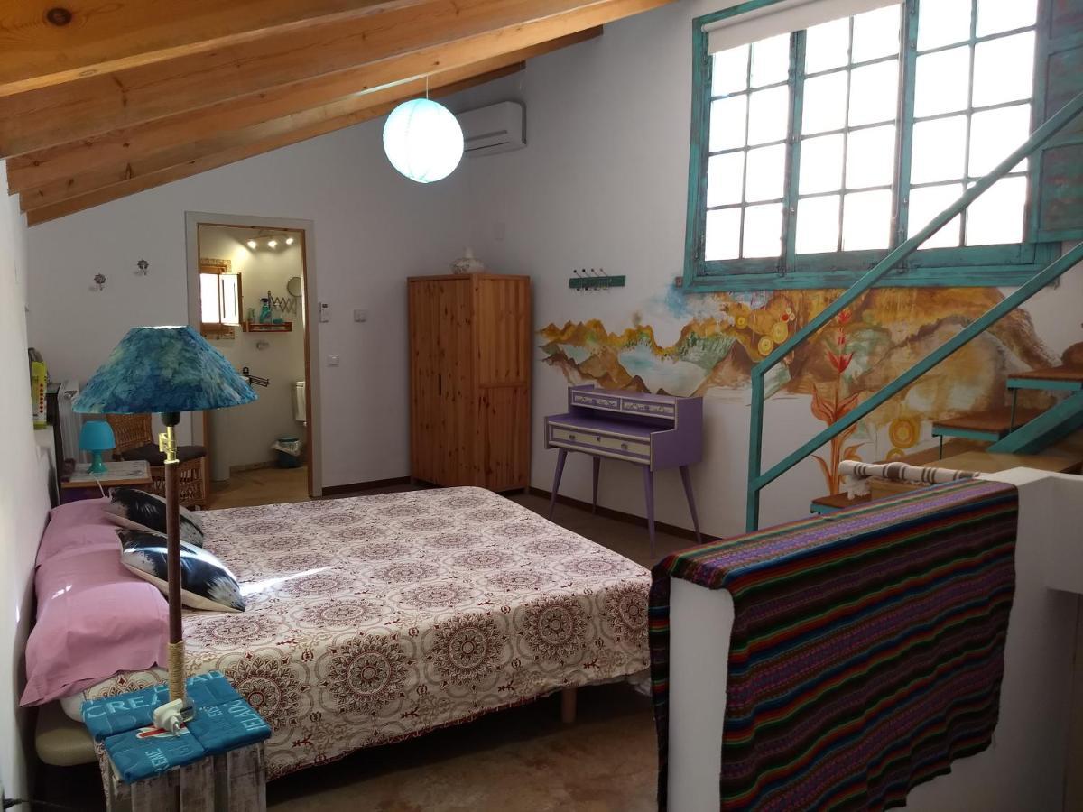 Hostal El Retiro de Isabel Embid de la Ribera Exterior foto